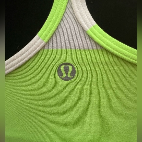 Lululemon Power Y Tank *Luon Light Bold Stripe Zippy Green SIZE SIX - Picture 5 of 7
